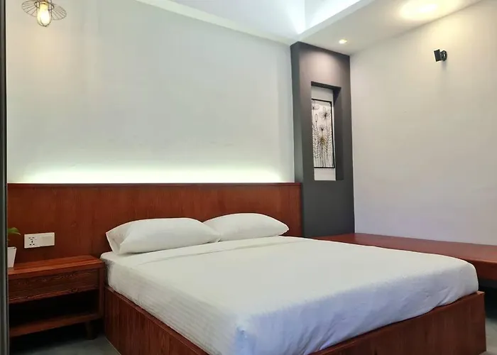 New Backlane Elegance 5Pax Near Jonker 800M