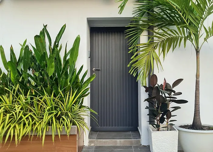 New Backlane Elegance 5Pax Near Jonker 800M